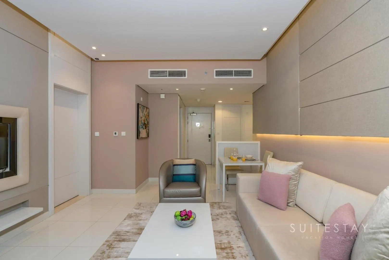 Prime Downtown One Bedroom Suite Dubai