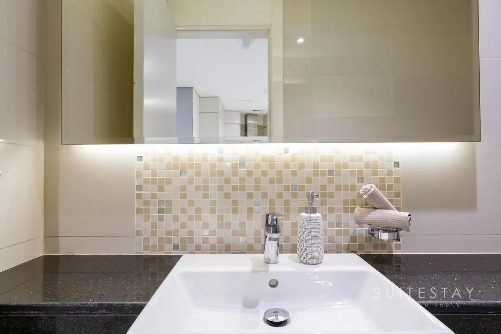 Apartment Prime Downtown One Bedroom Suite Dubai